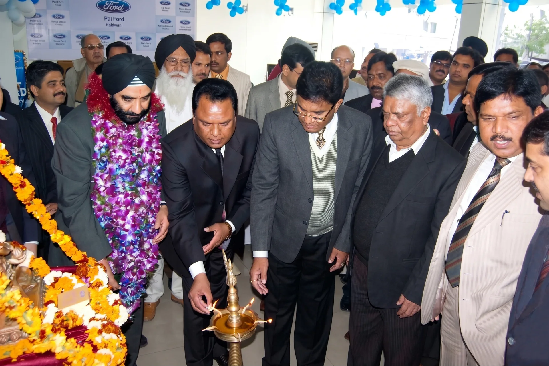 Pal Ford grand opening ceremony in Haldwani — the launch of the Ford automobile dealership in Uttarakhand